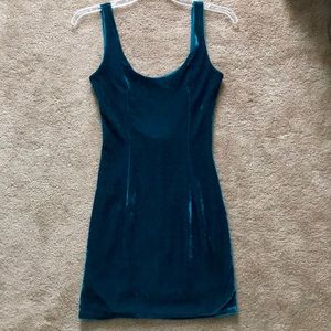 Tobi Velvet Low back dress